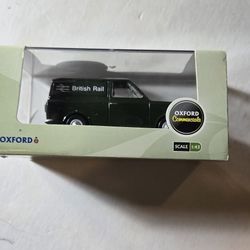 Oxford Commercials British Rail Van Scale 1:43