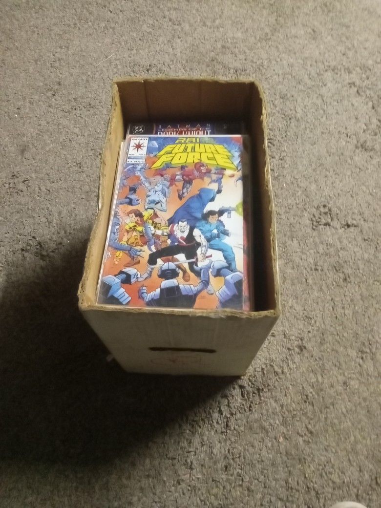 94 Cómics Books