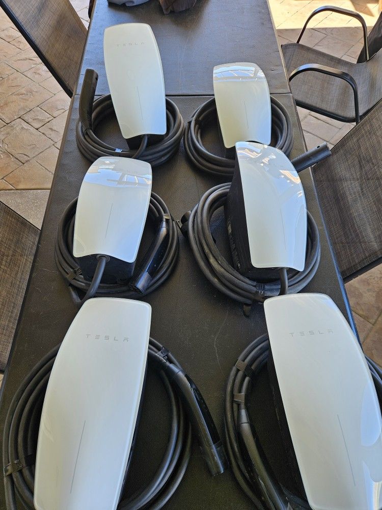 Used Tesla Universal Ev Chargers