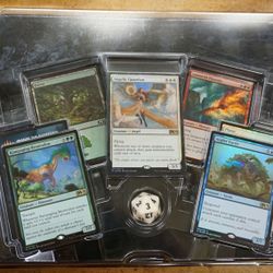 2018 WIZARDS OF THE COAST PLAYING CARDS COLLECTIBLE NEW