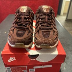 Nike Air P-6000 (Dark Burgundy) Size 10 