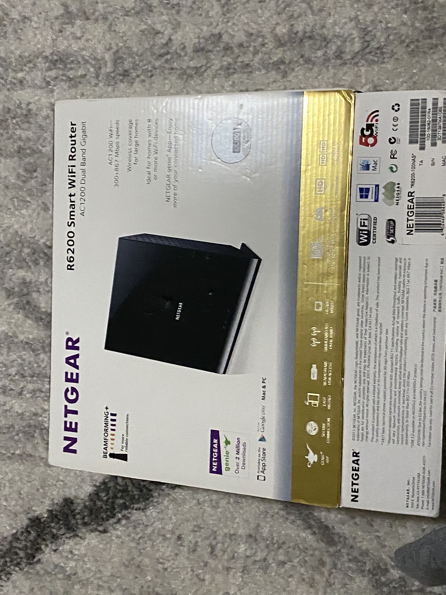 NetGear Smart WiFi Router