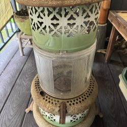 Antique Perfection Heater Kerosine With Glass