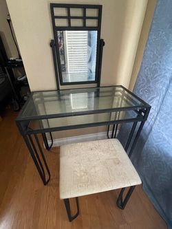 $20 Vanity Mirror w/ Chair