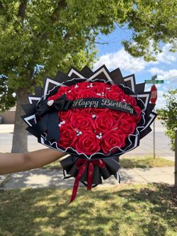 Ribbon roses bouquet