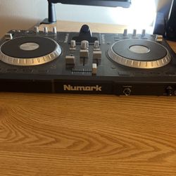 Numark idj3 (No cords)