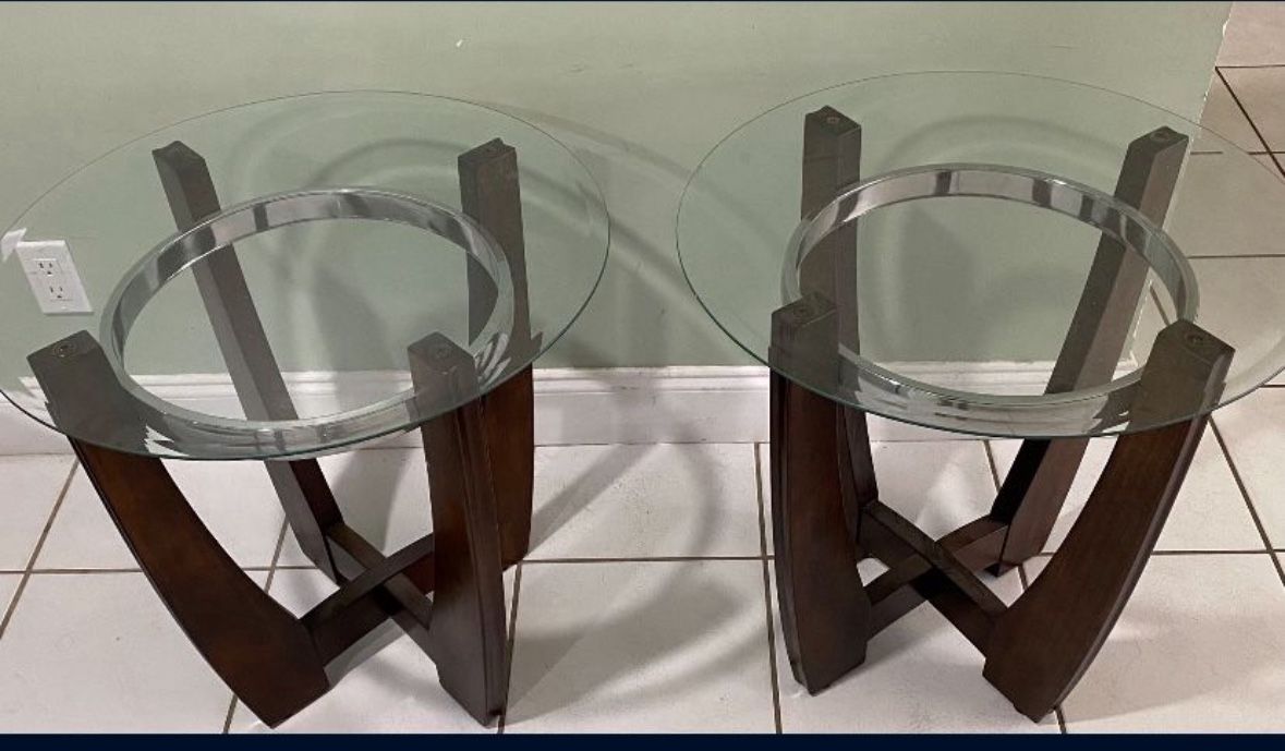 Coffee Tables In Good Condition $60 