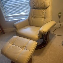 Reclining chair 