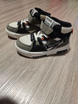 Kids Sneakers