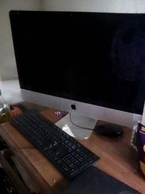 Apple Dest Top