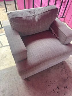 Arm chair