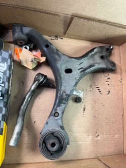 2015 civic lx Left control arm
