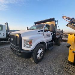 2019 Ford F-750 Dump