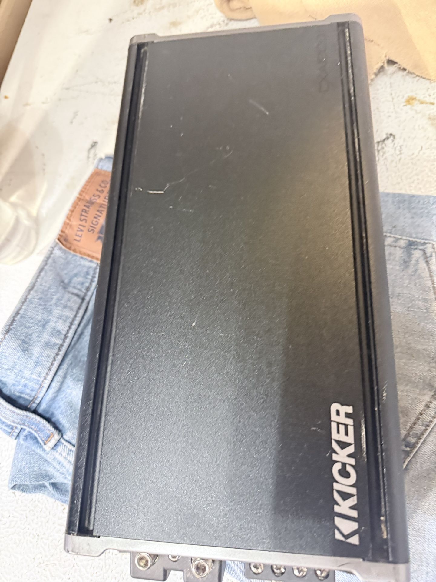 Kicker Cxa1800.1 Mono Amp