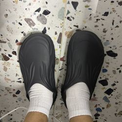 BRAND NEW CROC WAVE