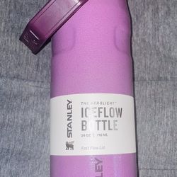 Stanley IceFlow Bottle 