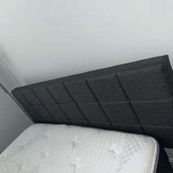 Queen Bed Frame Gray 