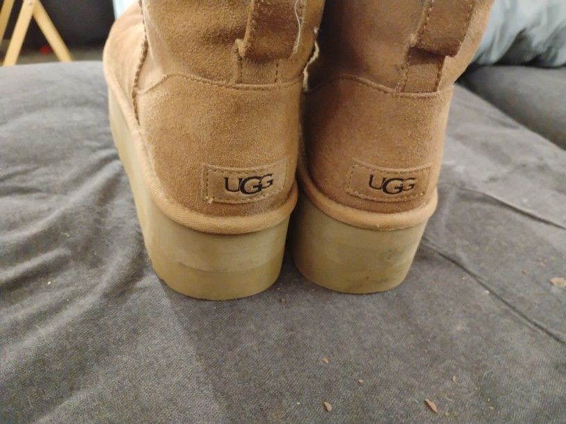 UGGS Boots