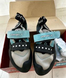 Scarpa Women’s Climbing Shoes - Size 7 1/3