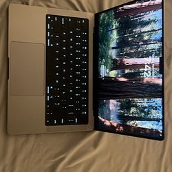 MacBook Pro 14 Inch M3