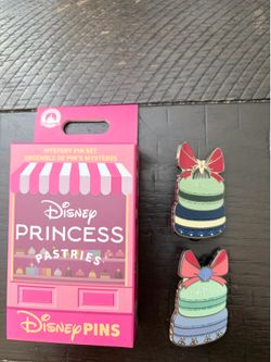 Disney Princess Pastries Pins Mulan and Ariel Macaroons