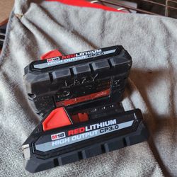 Firm Price🛑 Milwaukee M18 3.0 set off 2 batteries. Used Good. Precio Firme🛑