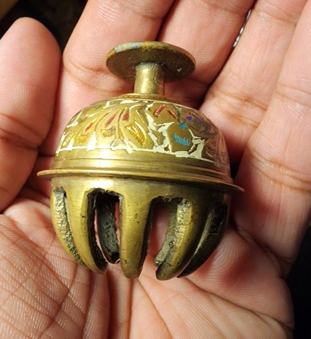 Elephant Claw Bell