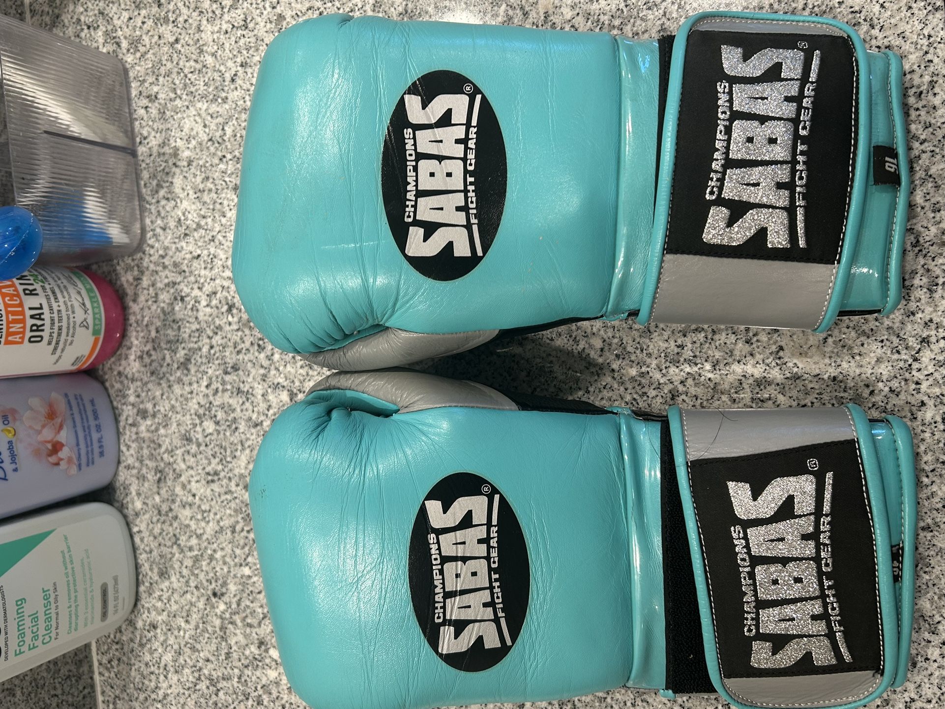 Sabas Spar/ Bag Gloves 16 Oz