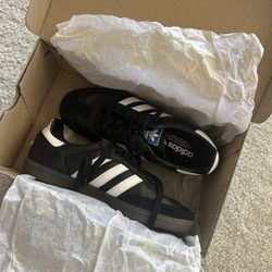 Adidas Sambas Men’s 7.5/Women’s 9 Like New