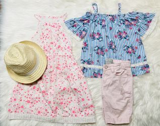 Girls clothes - Size small