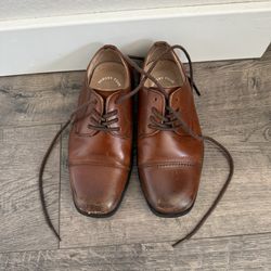 Florsheim Reveal Jr leather dress shoes