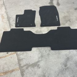 2024 Toyota Tundra Crew Max Floor Mats 