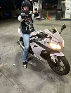 Kawasaki Ninja 300