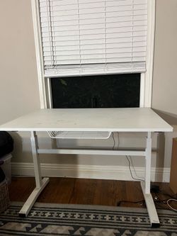 Height Adjustable Desk