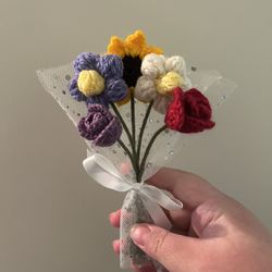 Crocheted Mini Bouquets (Customizable)