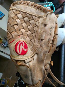 Rawlings Baseball Glove Edge-U-Cated Heel