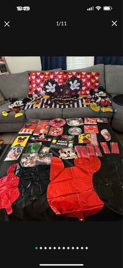 Mickey Mouse party supplies