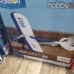 HobbyZone Sport Cub S 2 RC Airplane.  Bind and fly