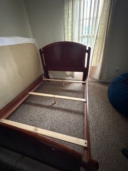 Bed room set