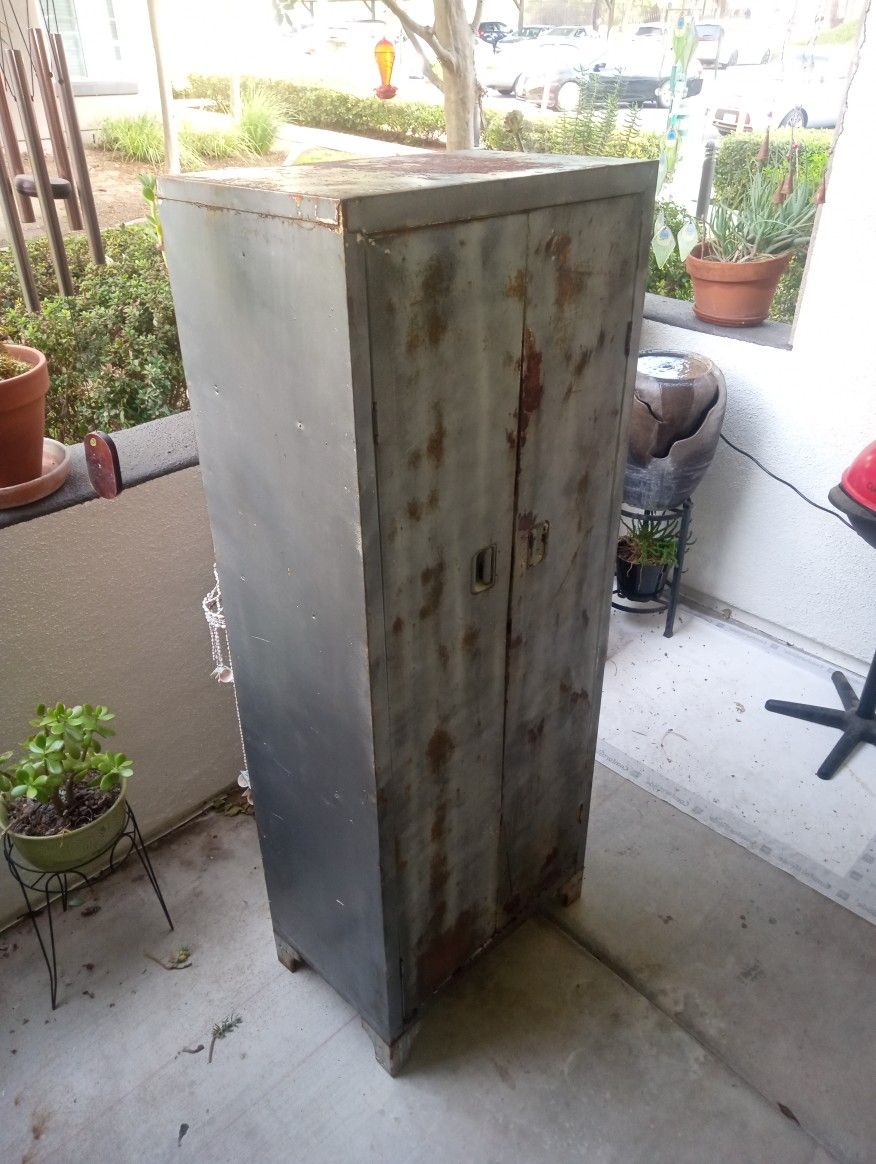 Metal Storage Cabinet