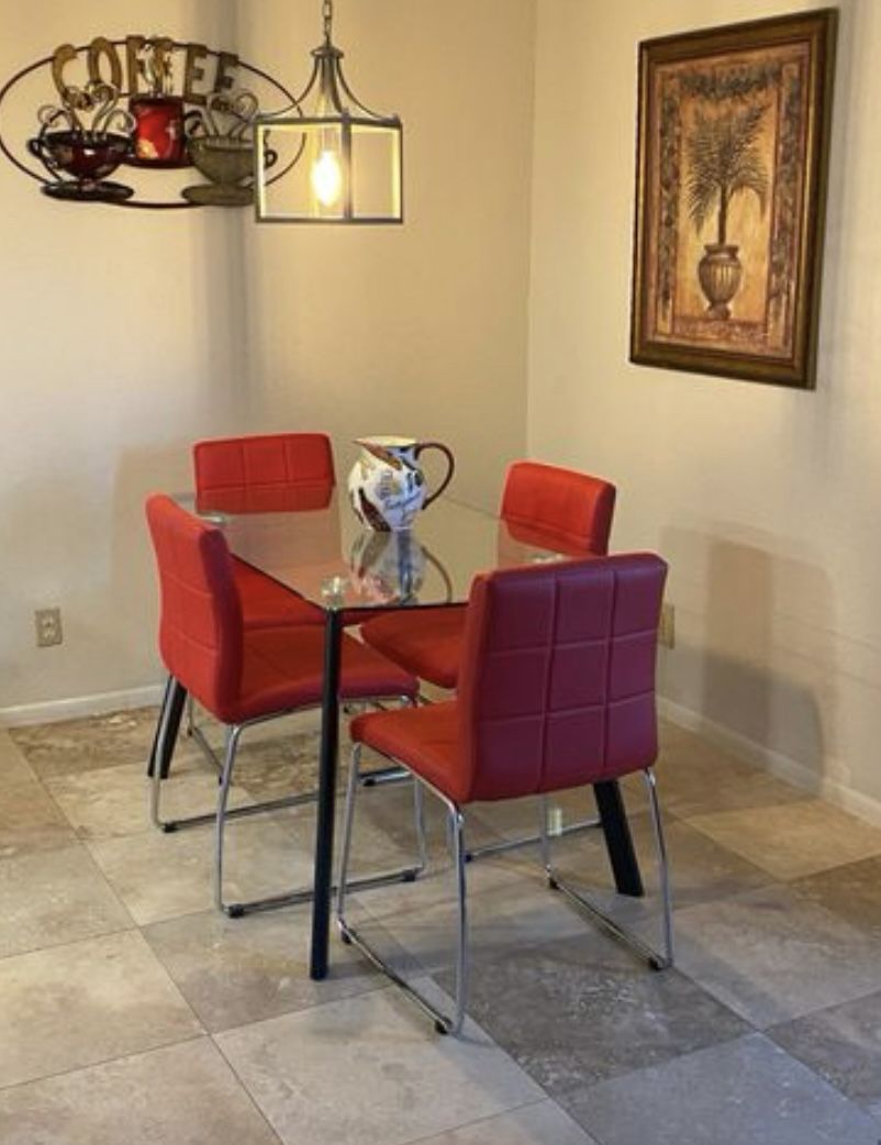 Glass Table And Chairs