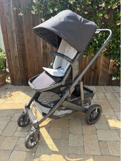 UPPAbaby Cruz V2 Stroller (2025) + Rain Shield + Bug Shield + Infant Insert + 2 Extra Canopies
