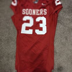 Game Used Oklahoma Sooners Football Jersey for Sale in Harrah, OK