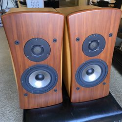 Genesis Petites 7.1 Bookshelf Monitors