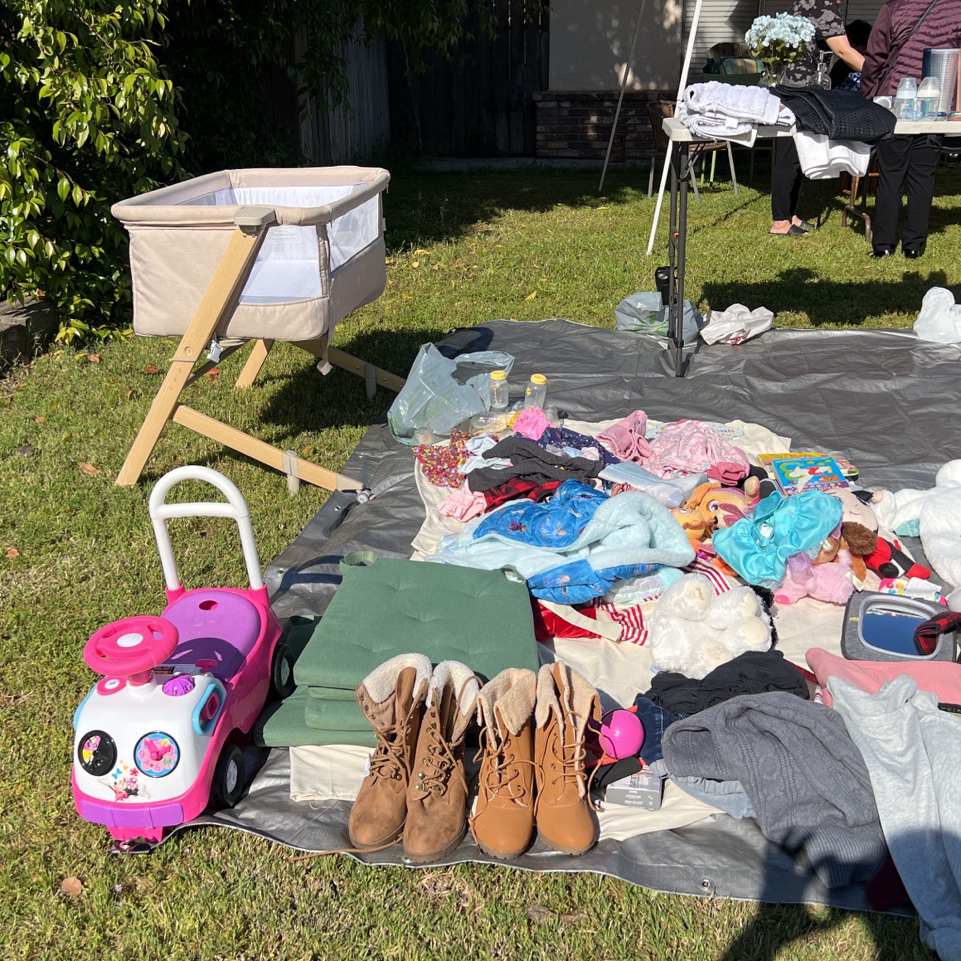 Clothes, toys and baby items