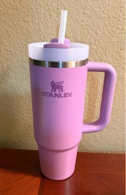 Stanley Quencher H2.0 FlowState Tumbler. Read description 1st