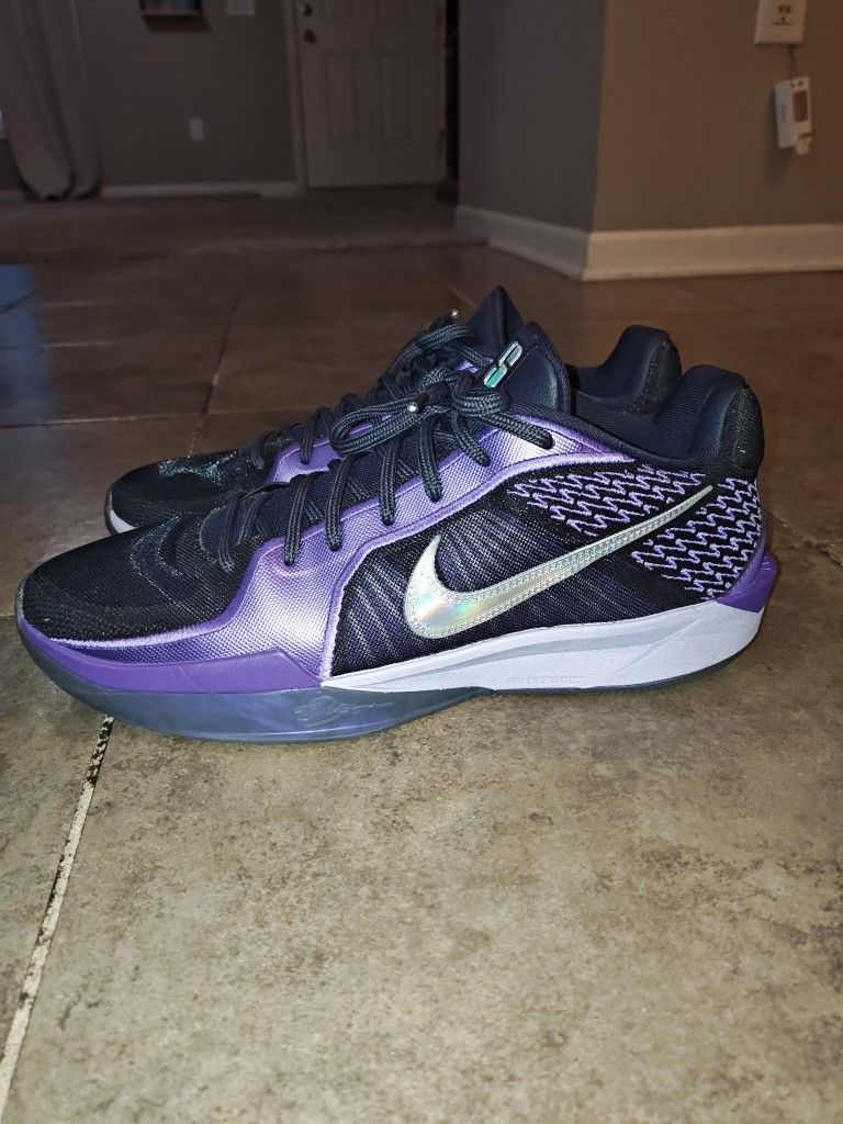 Nike Sabrina 2 “Court Vision/Cave Purple” FQ2174-500 – Women’s 11 (Men’s 9.5)
