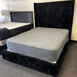 Queen bed frame in black corduroy