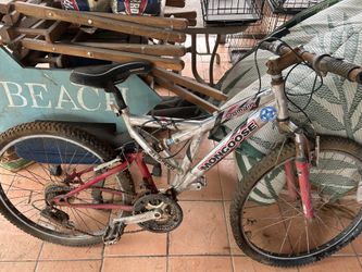Bike mongoose asking $160.