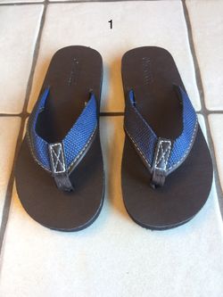 NEW Gymboree Flip-Flops Sandals - size 13 - 1